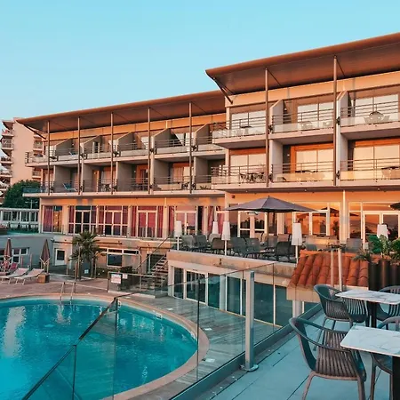 Thalazur - & 3* Antibes